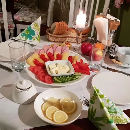 & Restauracja Zlota Kaczka ホテル ズゴジェレツ