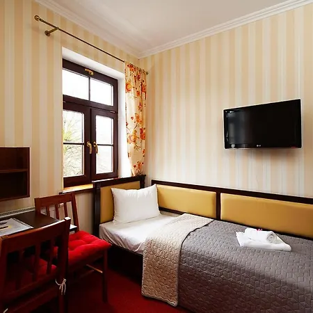 & Restauracja Zlota Kaczka