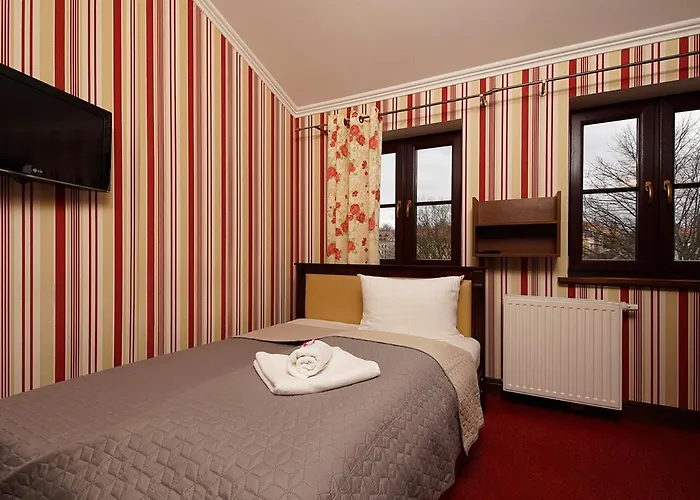 & Restauracja Zlota Kaczka Hotel *