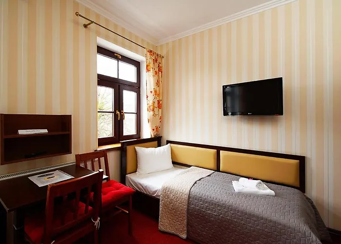 & Restauracja Zlota Kaczka